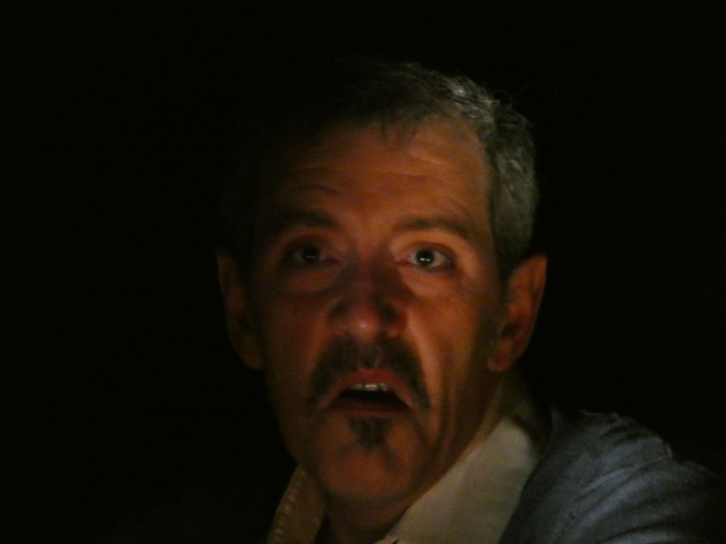 Photo of the Kvetch performance by Cie de l'Empreinté. Hal during a kvetch.